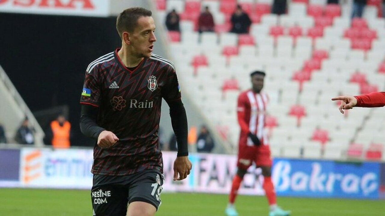 Beşiktaş'ta Amir Hadziahmetovic Sivasspor mağlubiyeti sonrası konuştu: Daha iyisini yapabilirdim...