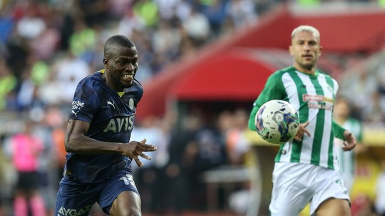Fenerbahçe - Konyaspor maçı ertelendi!