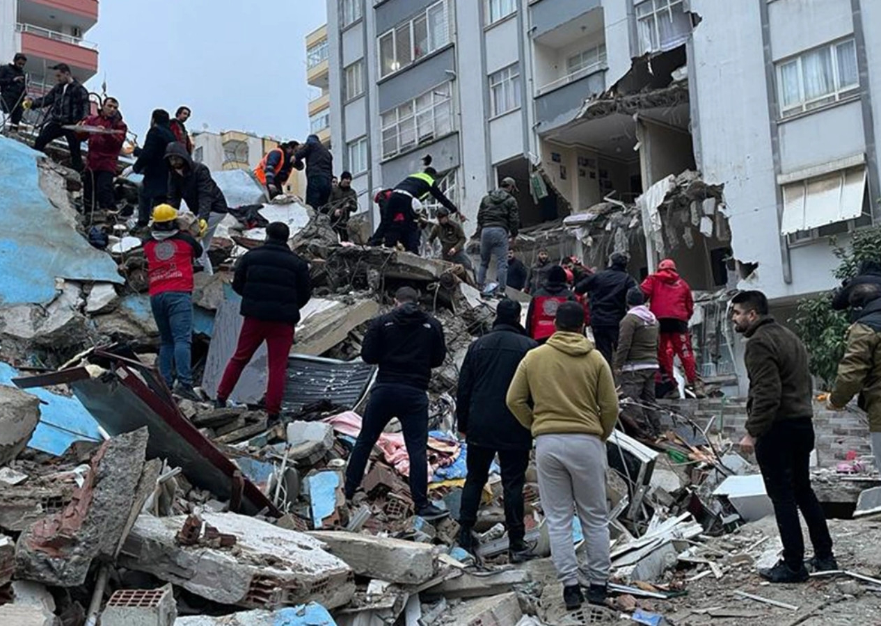Türkiye'nin çağrısı sonrası 2 ülkeden jet yanıt! "Ekipler yola çıktı"