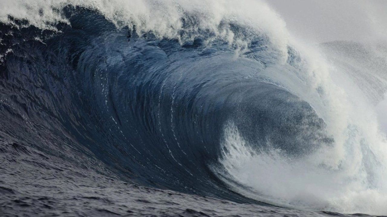 Depremin ardından Prof. Dr. Haluk Özener, tsunami uyarısı yaptı