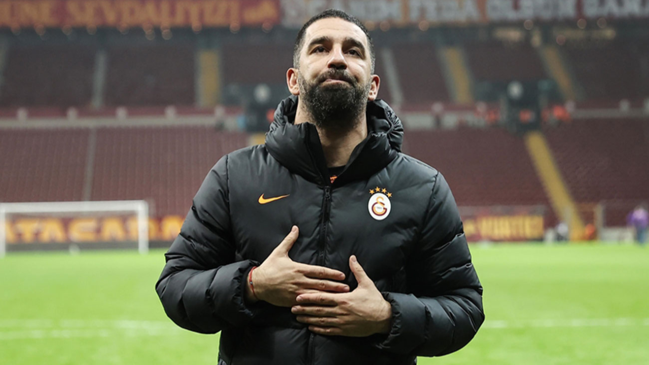 Arda Turan'dan depremzedeler için yardım çağrısı