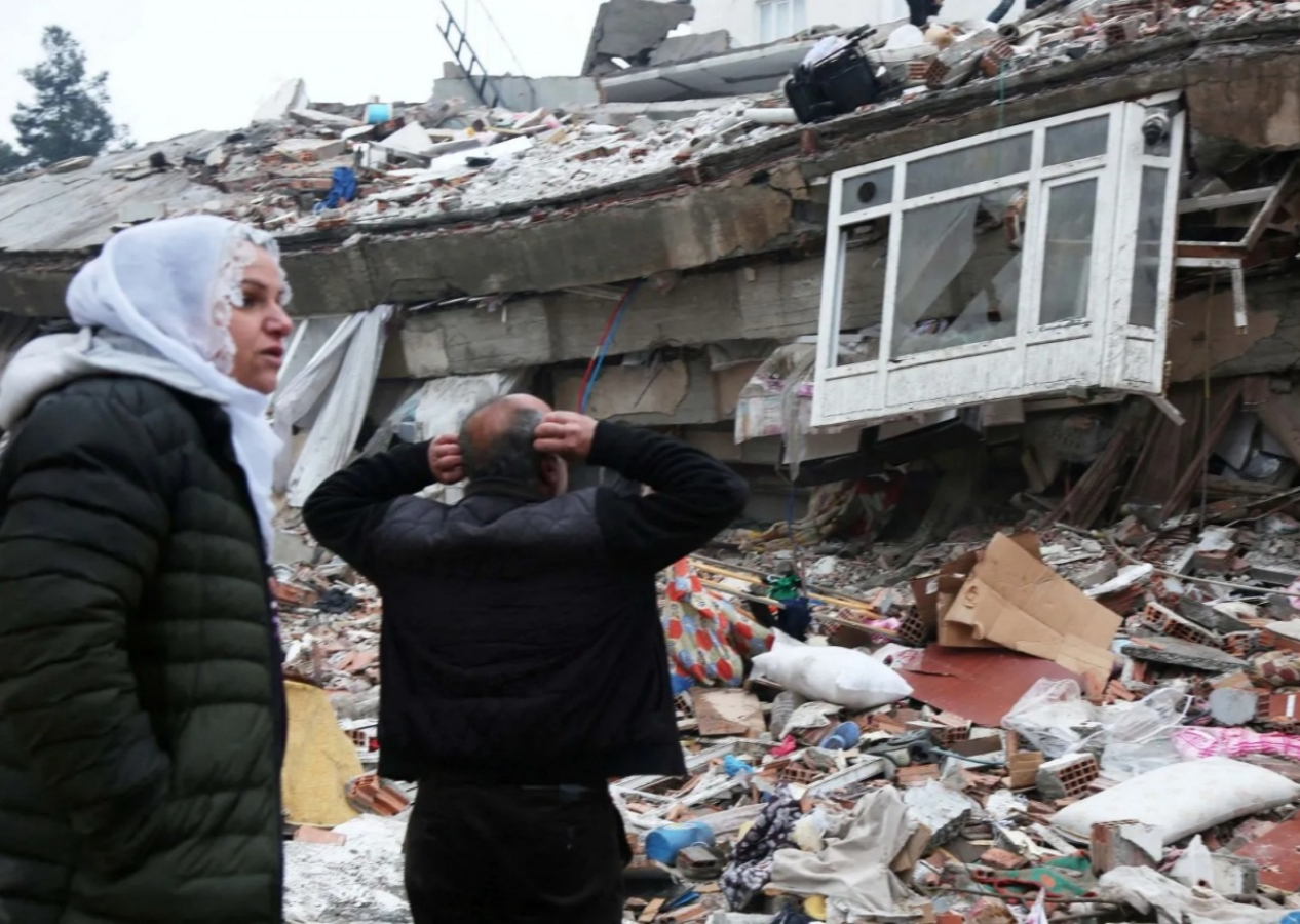 Türkiye'nin 10 ili adeta enkaz yığınına dönüştü! Olay yerinden gelen görüntüler yürekleri dağladı