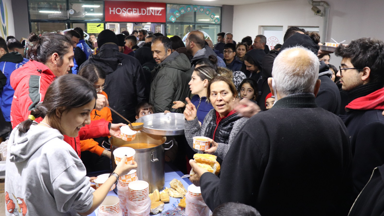 KYK yurtları vatandaşın ‘geçici ev’i oldu