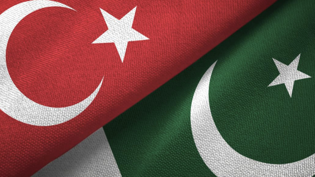 Pakistan'dan anlamlı destek! Bakanların 1 aylık maaşı Türkiye'ye gönderilecek!