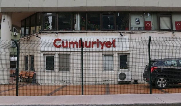 Sanık Kadri Gürsel'den "ByLock" savunması:  Gazeteciler meraklı insanlardır herkesle görüşebilirler