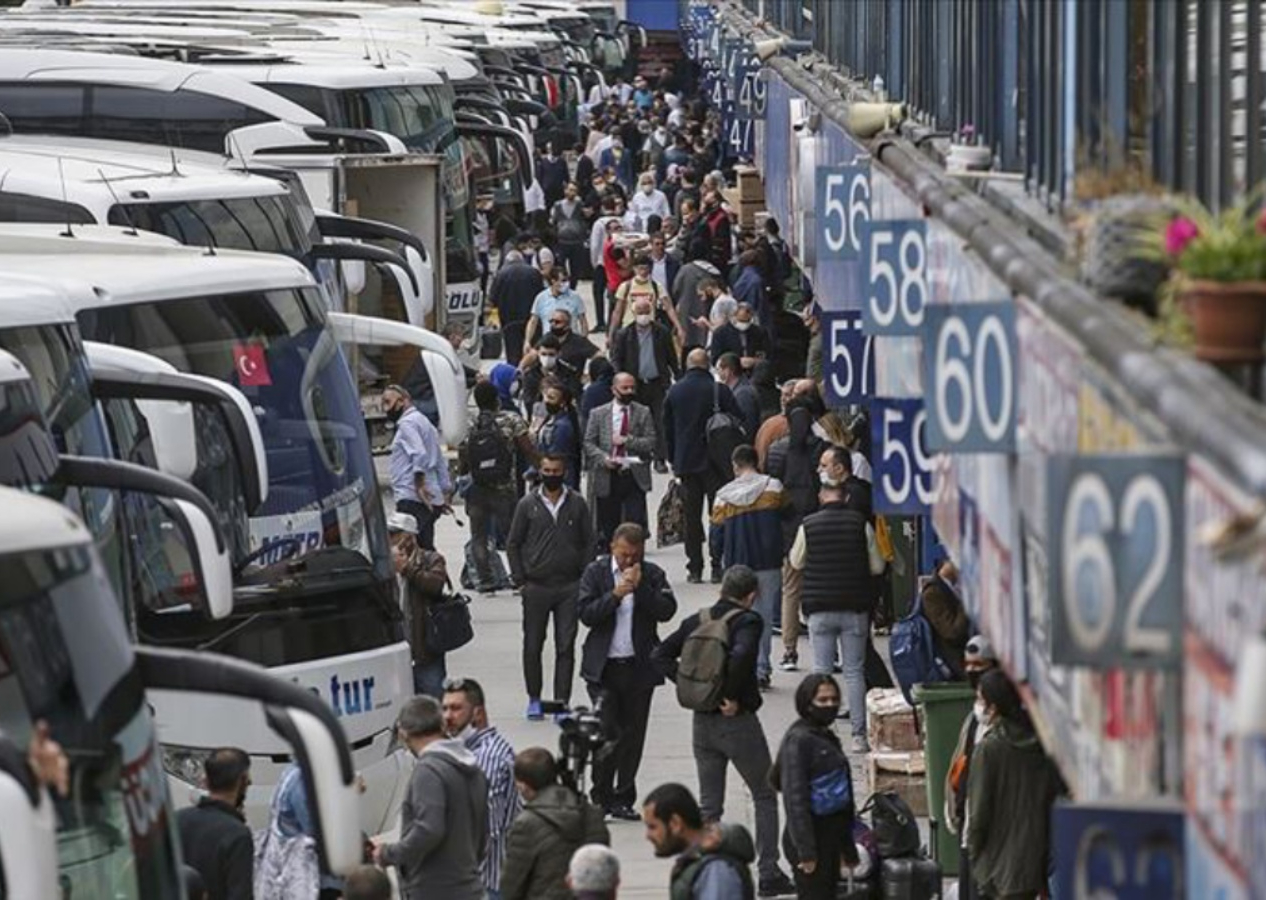 Otogarlarda hareketlilik! Otobüs firmaları bilet fiyatlarını 10TL yaptı