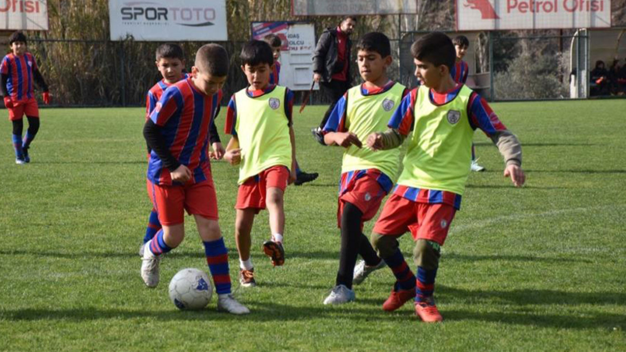 Altınordu futbol okullarını durdurdu