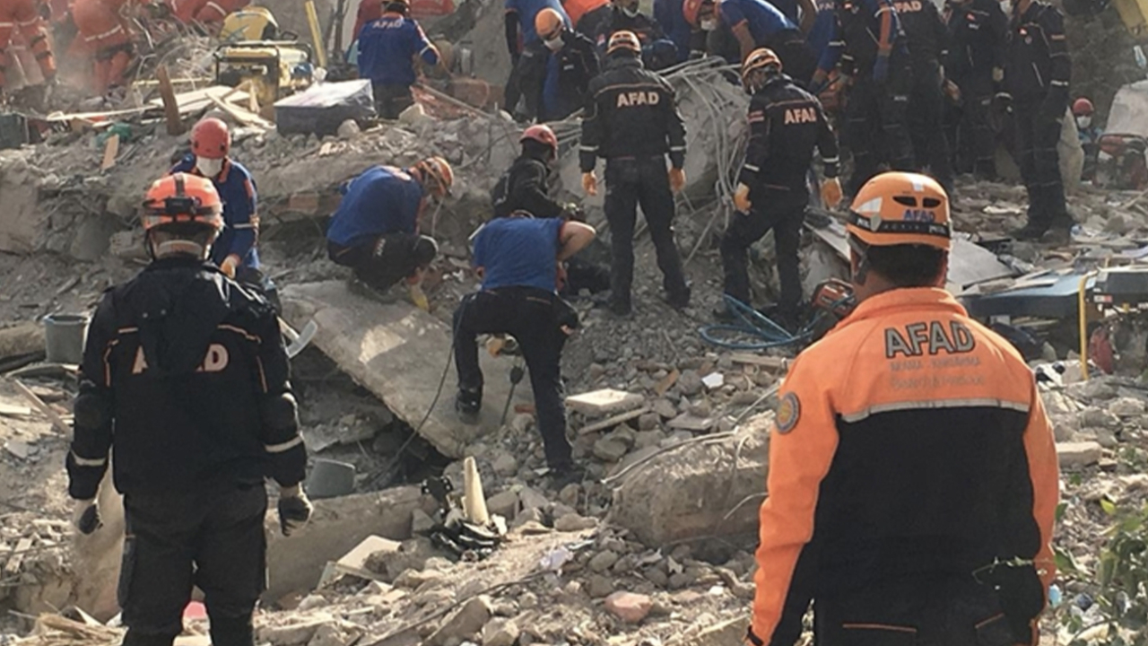 AFAD açıkladı! Depremde can kaybı 17 bin 134'e yükseldi