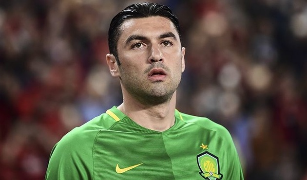 Trabzonspor, Burak Yılmaz'ı yanlışlıkla açıkladı!
