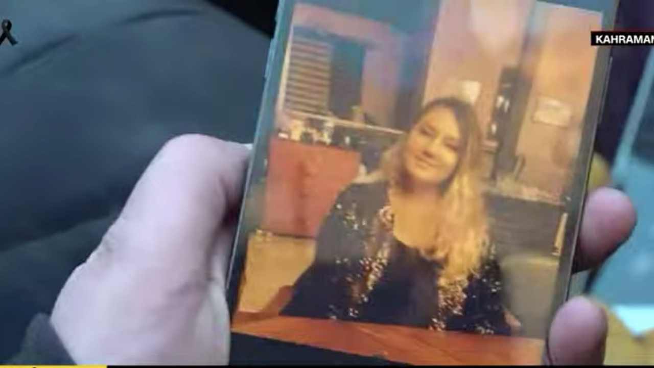 Canlı yayında bir mucize daha: 28 yaşındaki Sibel'in annesi enkazdan sağ çıkarıldı!