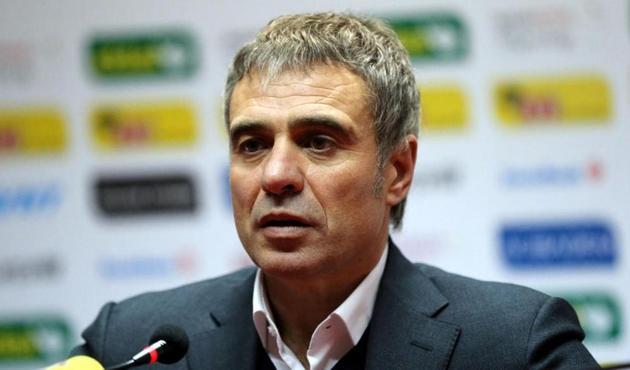 Ersun Yanal yıldız futbolcu ayrılacak diye çok korkuyor!
