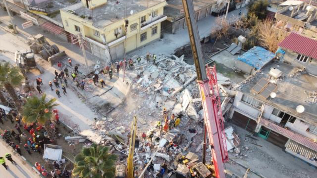 Deprem faciasında son durum: Can kaybı 20 bin 937'ye yükseldi!