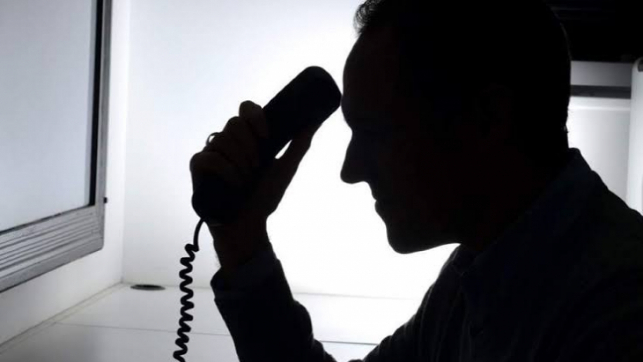 Depremzedeyi yardım vaadiyle dolandırıp parasını alan 6 kişi gözaltına alındı