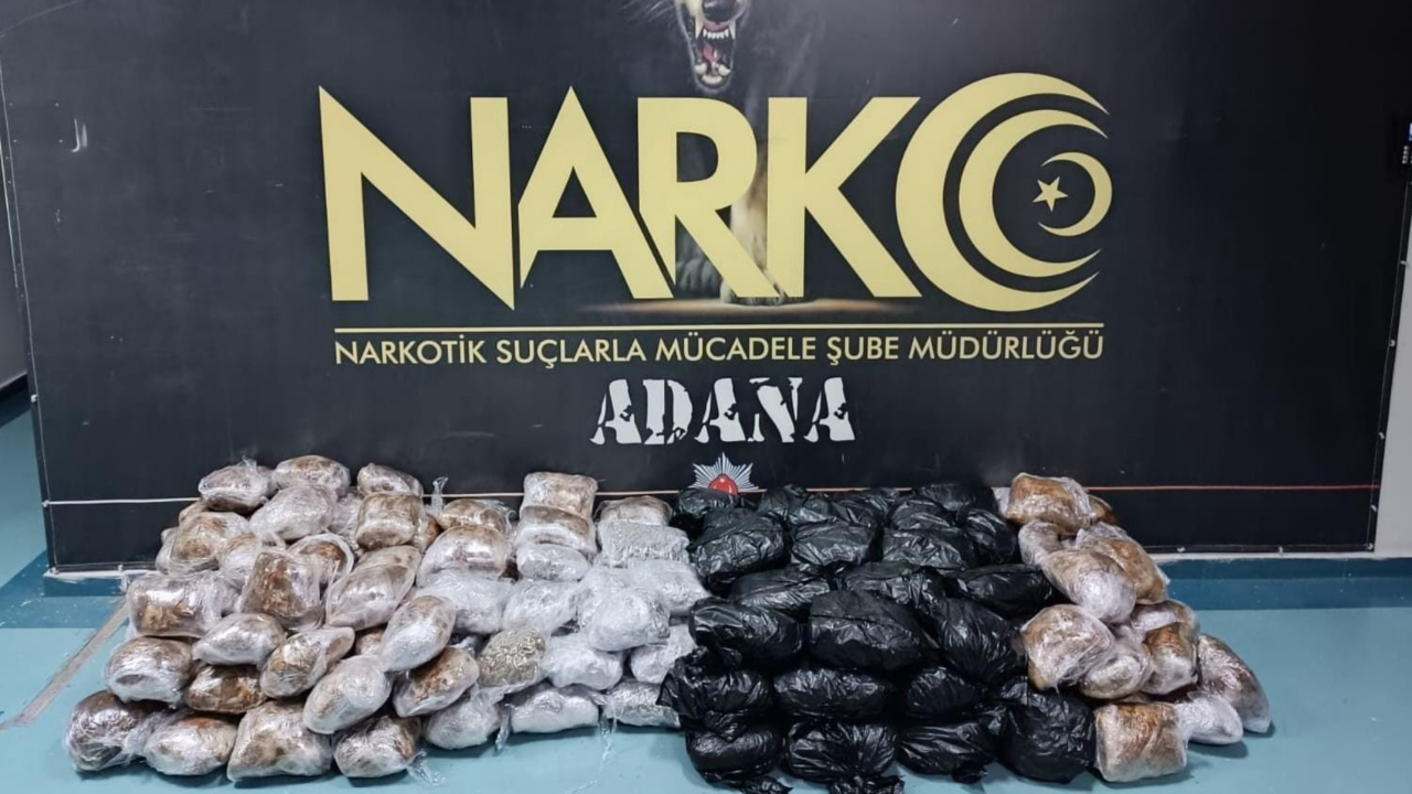 'Depremzedelere yardım götürüyoruz' bahanesiyle uyuşturucu taşıdılar!