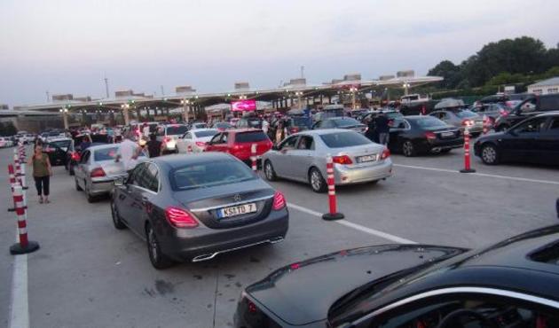 Rekor kırıldı! Gurbetçiler akın akın Türkiye'ye geliyor...