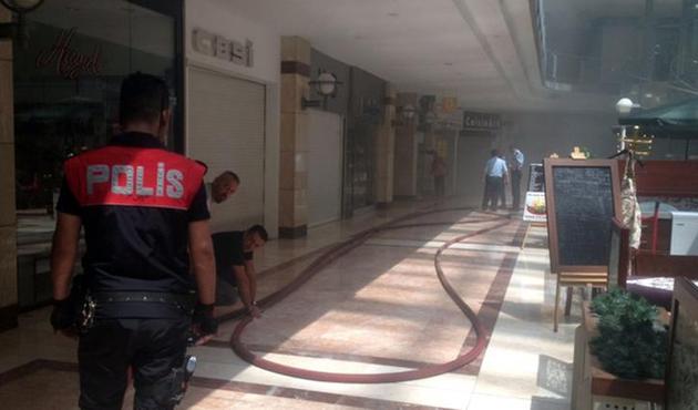 Ankara'da korkutan AVM yangını!