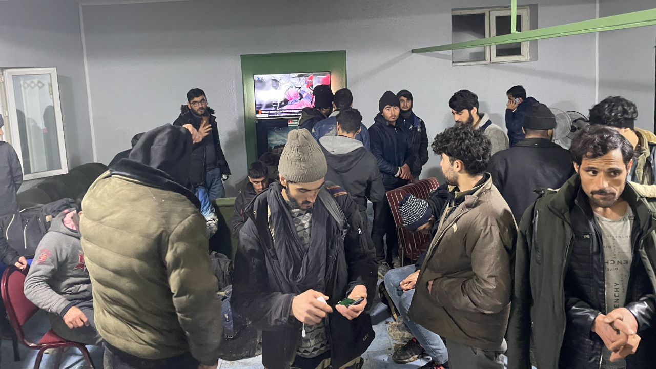 Filmleri aratmayan olay: 200 yabancı uyruklu şahsı İstanbul diye Sakarya’ya getirdiler