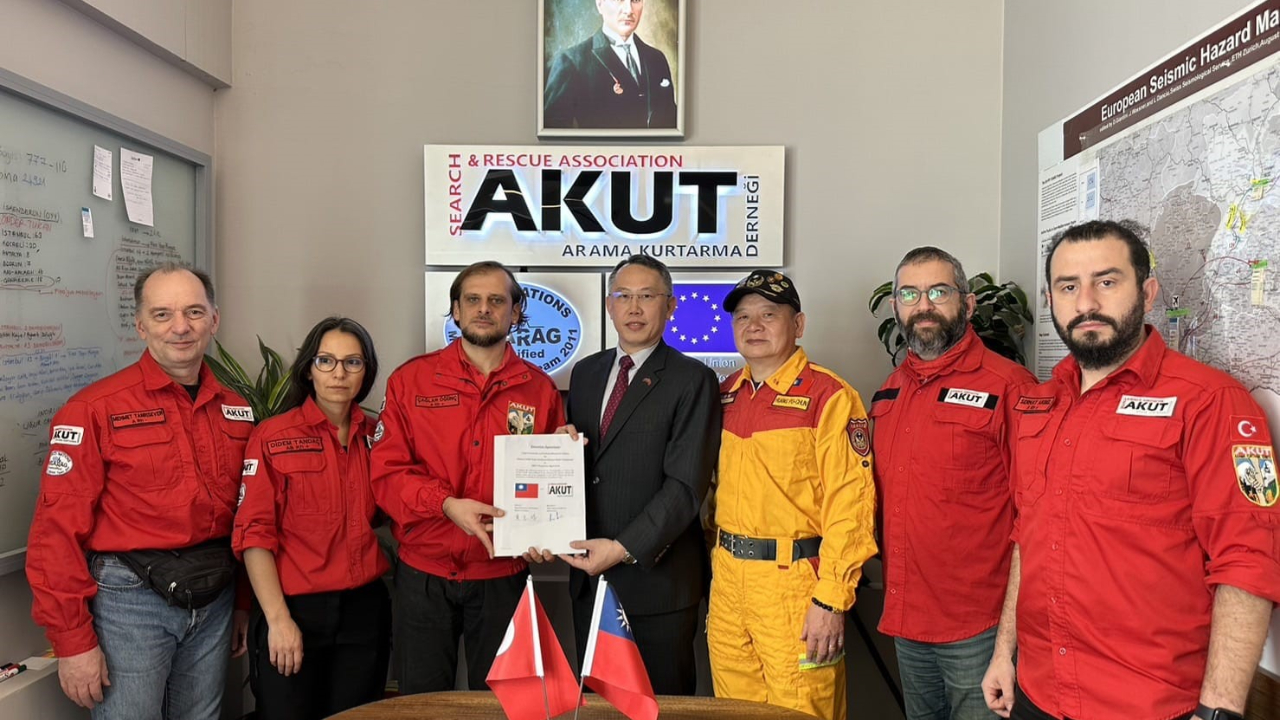 Tayvanlı ekip tüm ekipmanlarını Türkiye’ye bağışladı