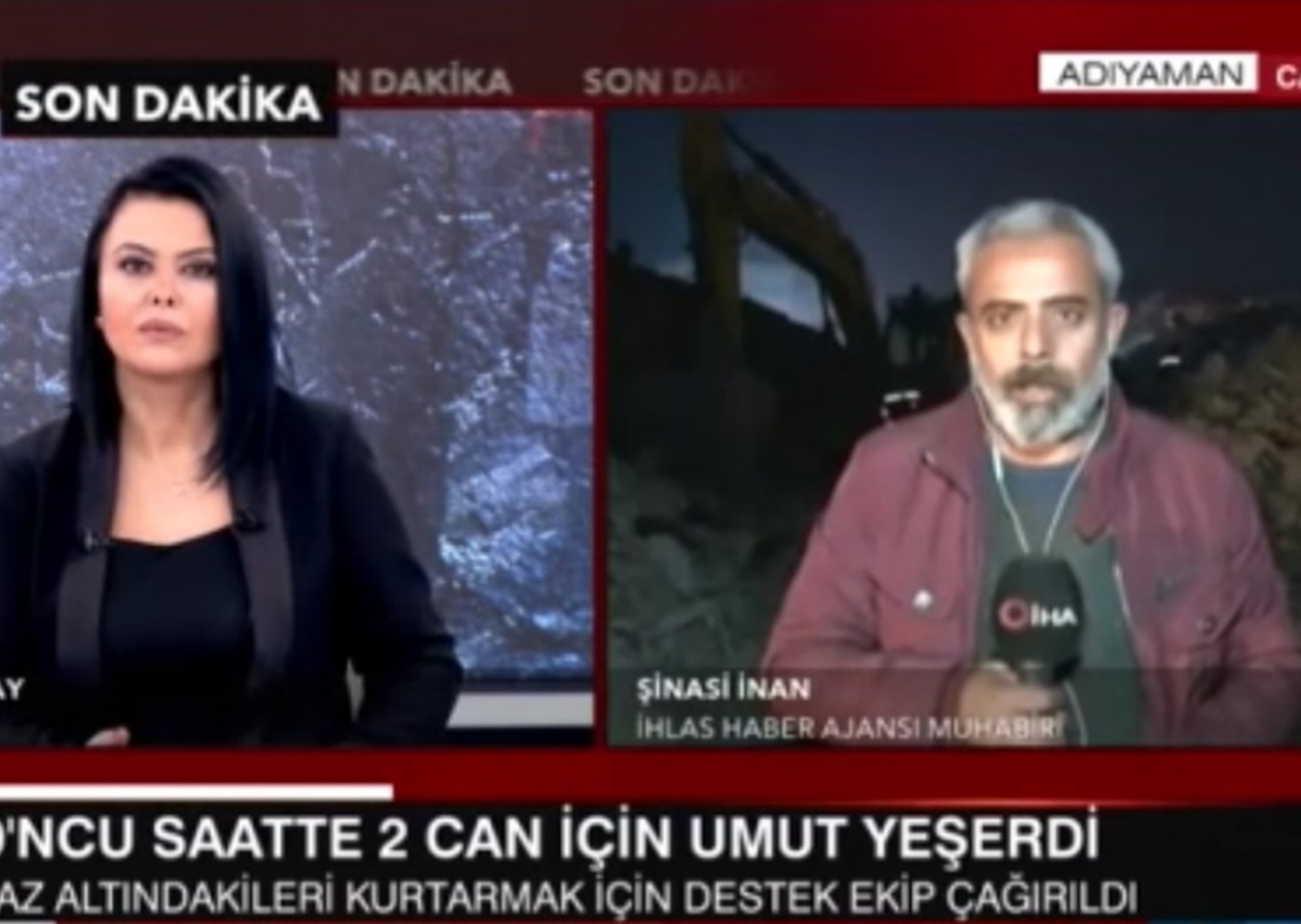 Depremin yıkıp geçtiği memleketinden yayın yapan muhabir gözyaşlarına hakim olamadı