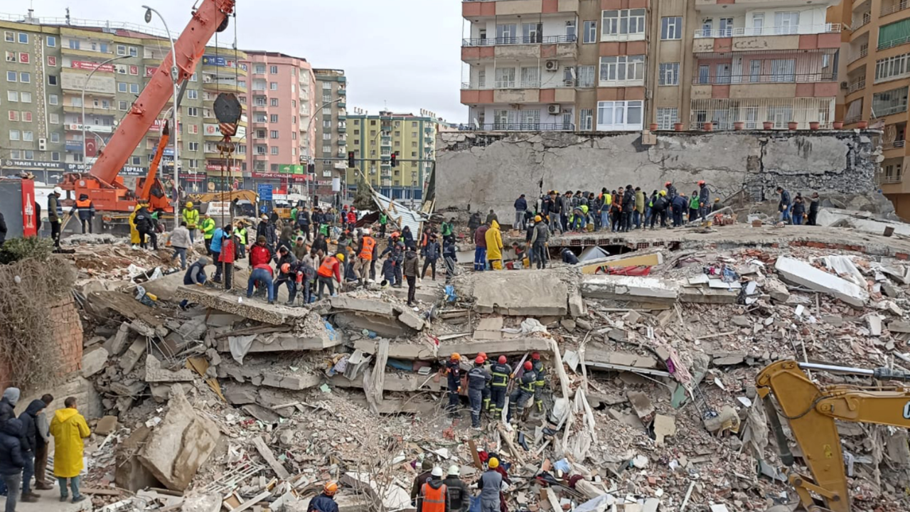 Depremler sonrası geride kalan enkaz, Erciyes Dağı büyüklüğünde: 230 milyon ton