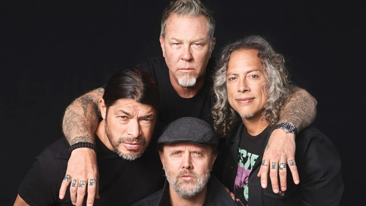 Heavy metal grubu Metallica'dan depremzedelere bağış