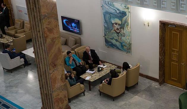 Muhalefet kulisine yeni Atatürk portresi