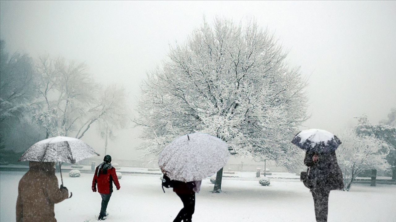 Meteoroloji uyardı! Ankaralılar karlı bir güne uyanacak