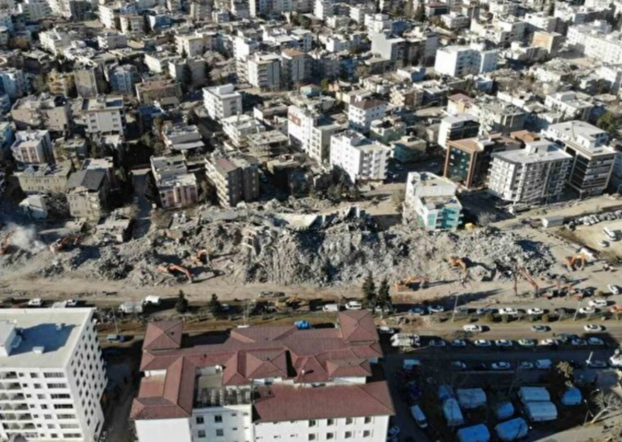 Adıyaman'da depremin yıkımı havadan görüntülendi, taş üstünde taş kalmadı