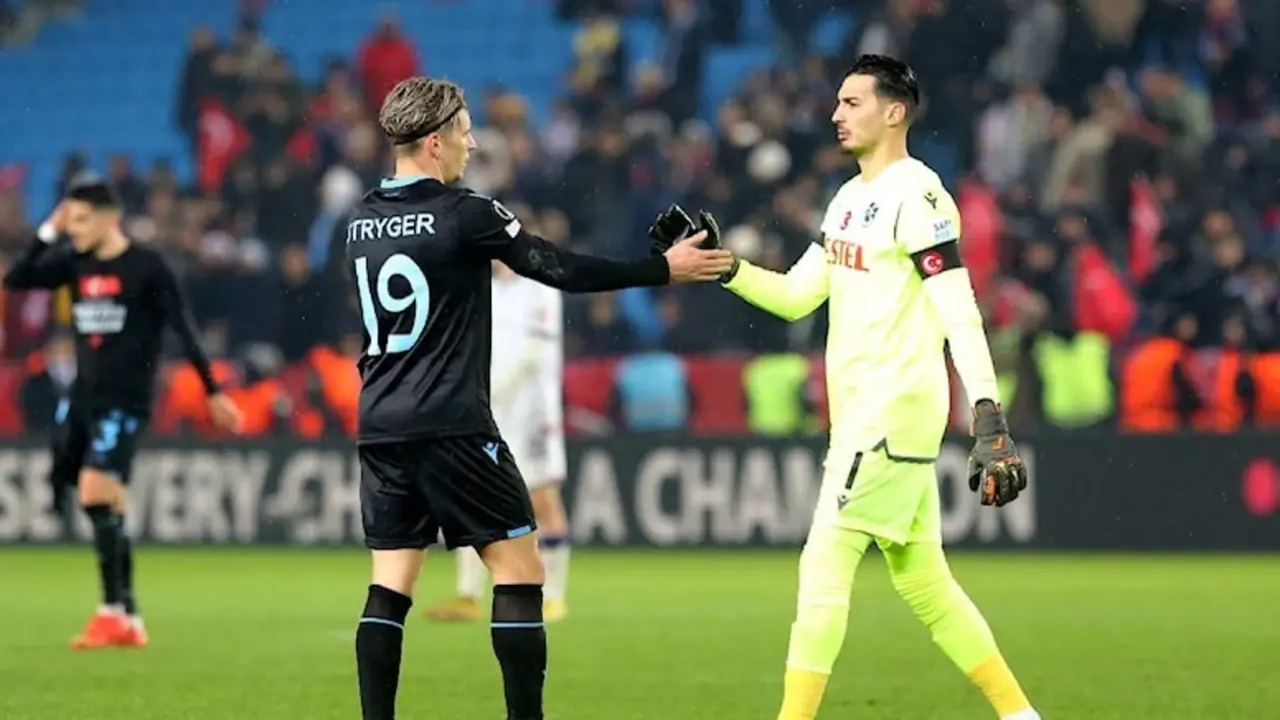 Trabzonspor'da Uğurcan Çakır Basel galibiyetini sonrası konuştu: Zorunluluktan bir maç oynadık...