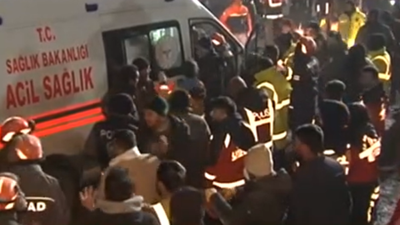 11. gün 258. saat mucizesi! 258 saat sonra Neslihan Kılıç, enkazdan sağ çıkarıldı