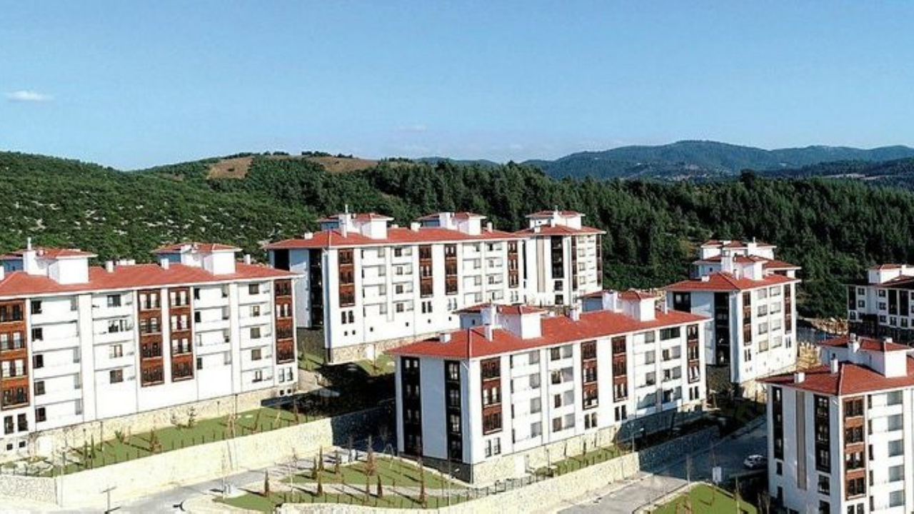 Jeofizik Yüksek Mühendisi Prof. Dr. Ercan: Deprem bölgesini ayağa kaldıracak TOKİ'dir