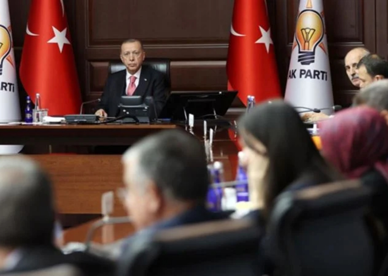 AK Parti'den Cumhuriyet'in 'MYK toplantısı' iddiasına sert tepki: Katılımcılar bellidir!
