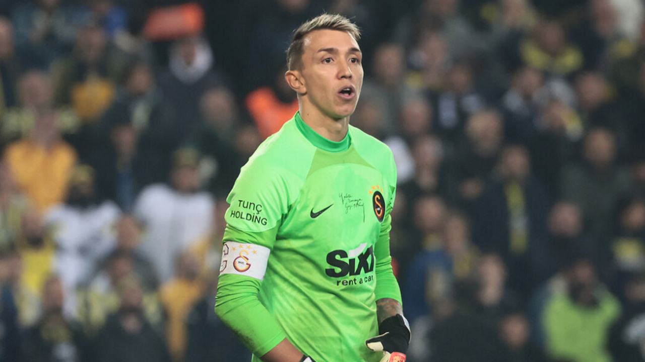 Muslera'dan Cimbom'a yeni haber
