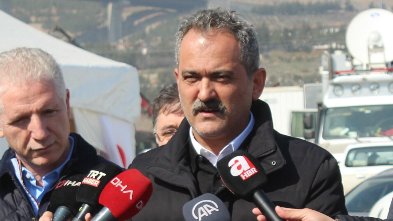Milli Eğitim Bakanı Mahmut Özer duyurdu: Pansiyonlar nakil aldıran öğrencilere ücretsiz olacak