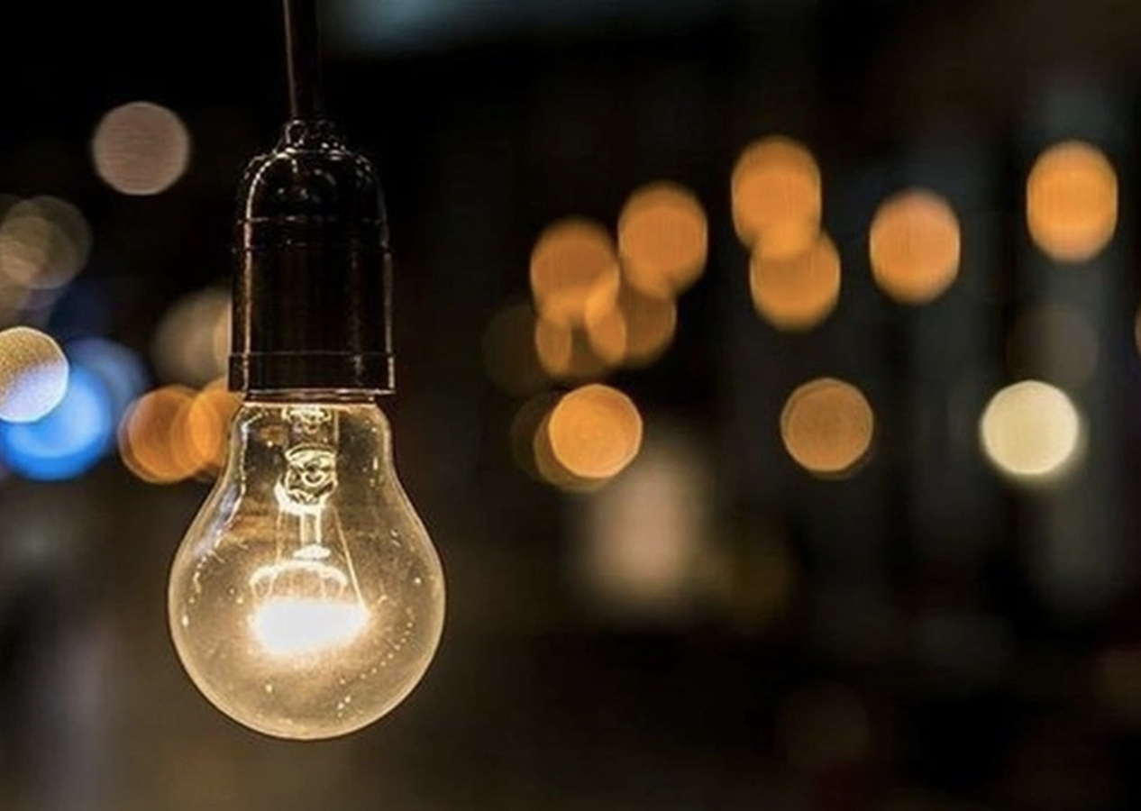 İstanbullular dikkat, yarın saatlerce elektrik olmayabilir! 21 Şubat elektrik kesintileri açıklandı