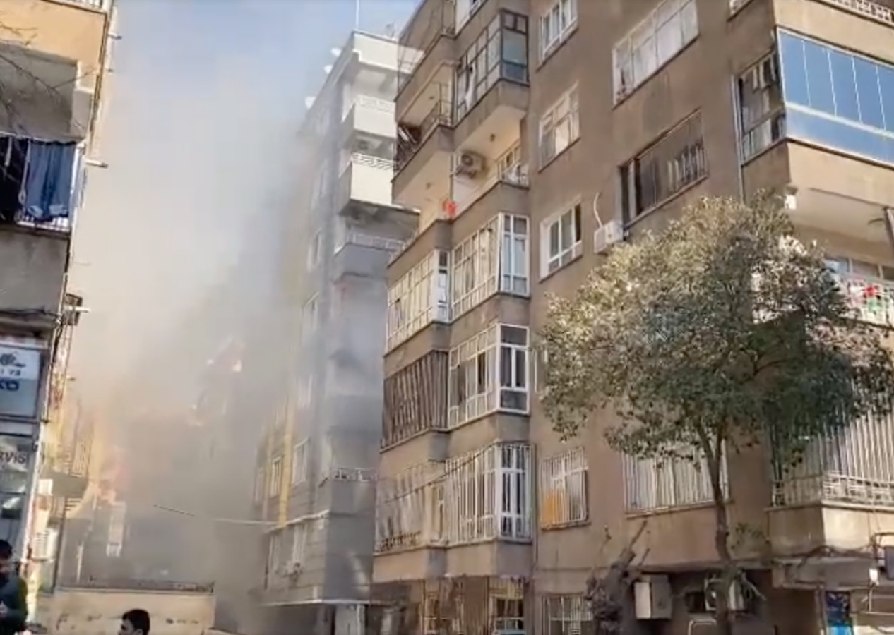 Şanlıurfa'da doğal gaz patlaması: Ölü ve yaralılar var! Patlama anı kamerada...