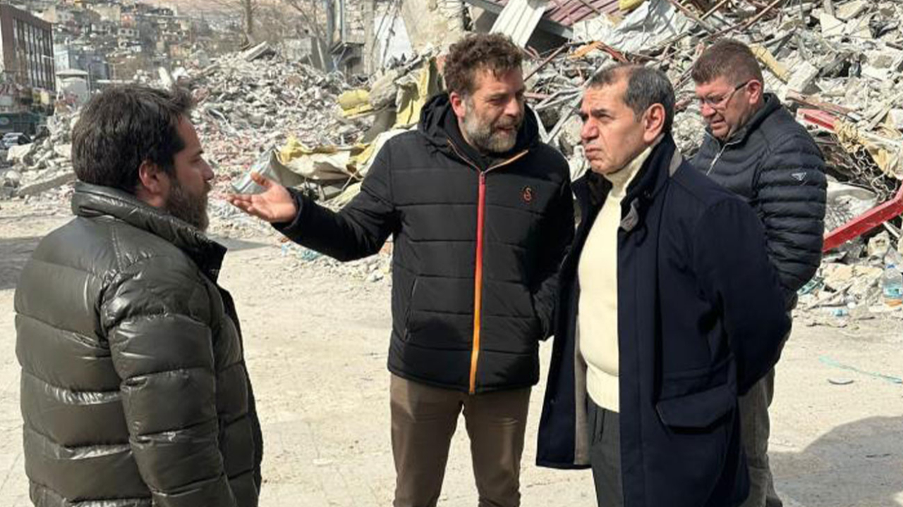 Dursun Özbek'ten deprem bölgesine ziyaret