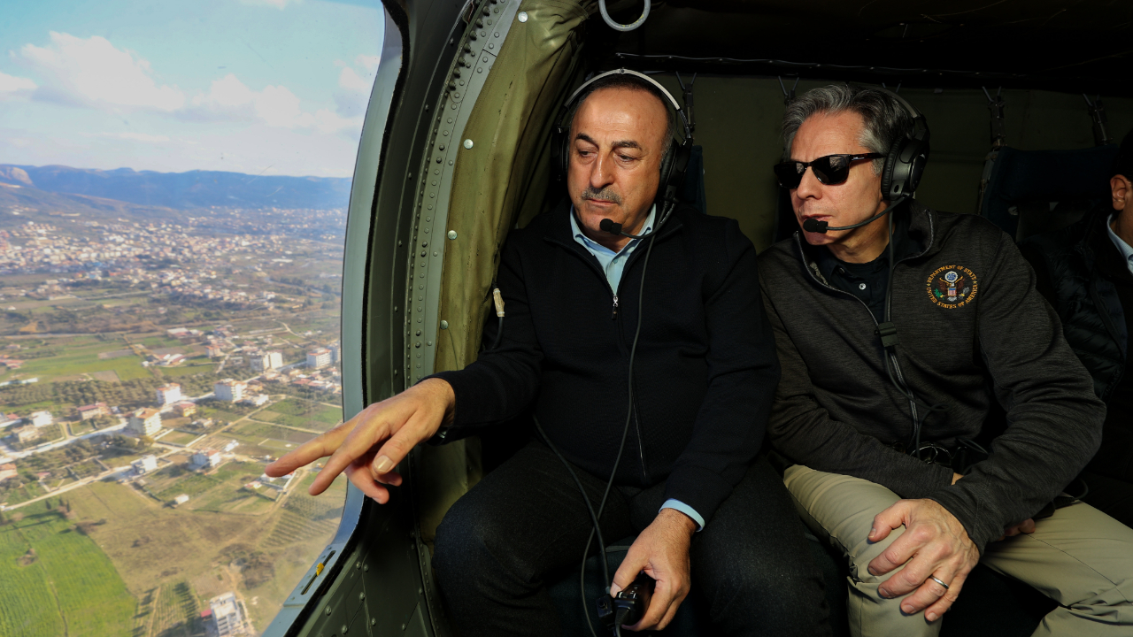 Dışişleri Bakanı Mevlüt Çavuşoğlu ve ABD Dışişleri Bakanı Antony Blinken deprem bölgesinde incelemelerde bulundu