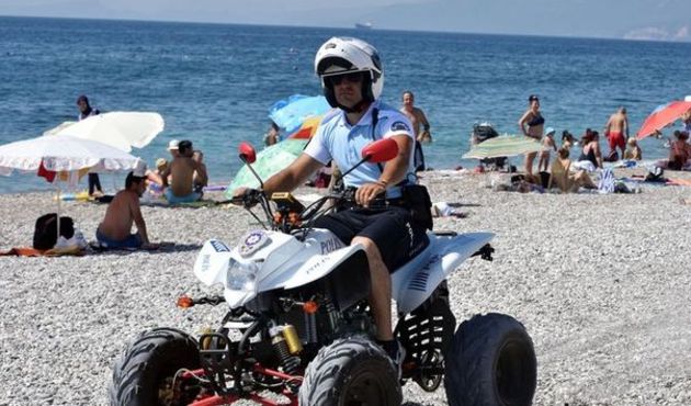 Antalya'nın önemli sahilleri ATV'li polisler tarafından korunacak!