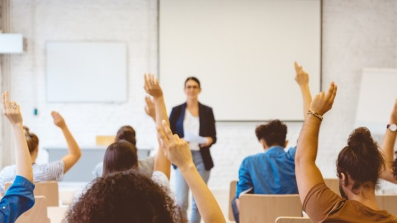 YÖK, merak edilenleri yanıtladı: Milyonlarca üniversite öğrencisini ilgilendiriyor!