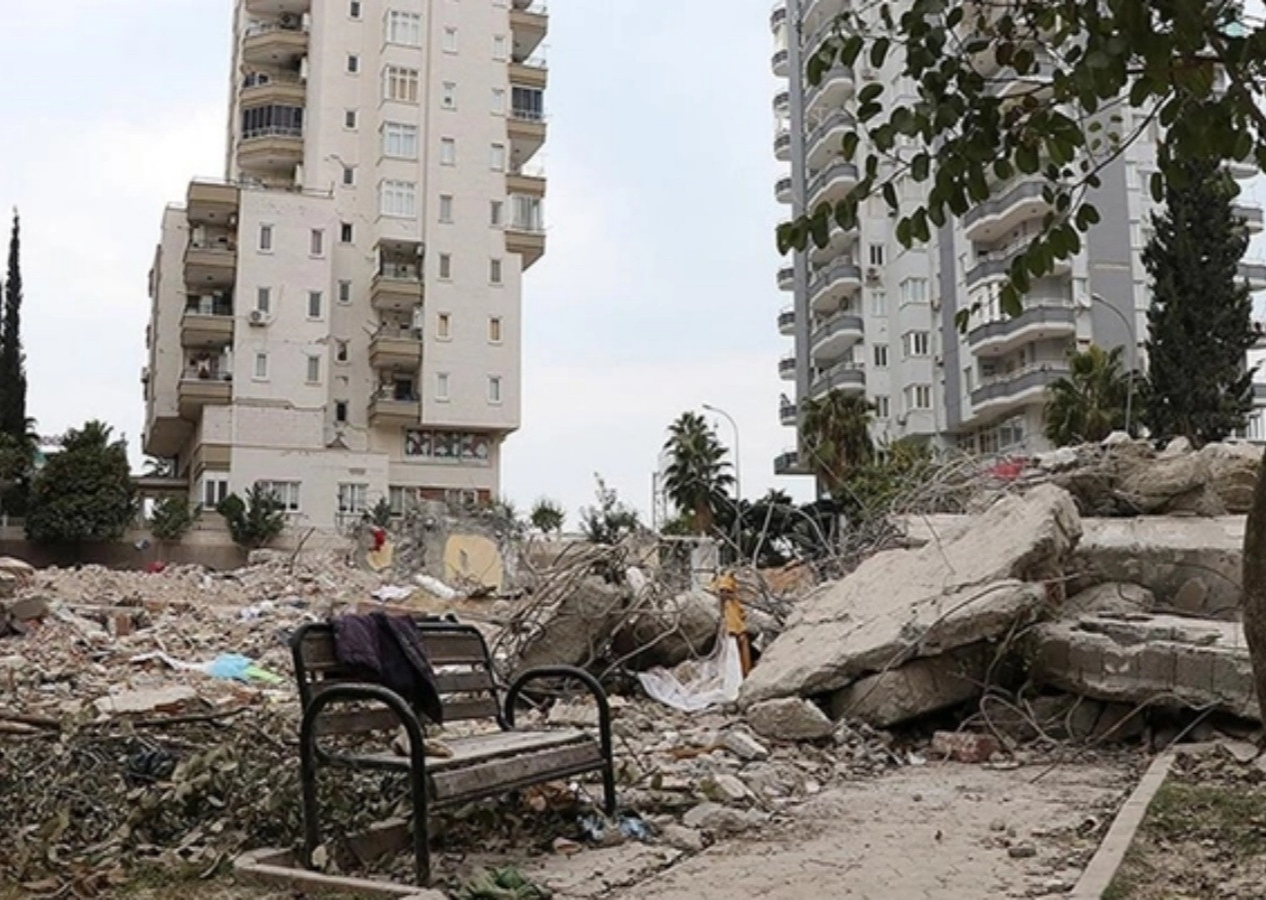 Adana'da yıkılan apartmanlar incelendi! Test sonucu dikkat çekti...