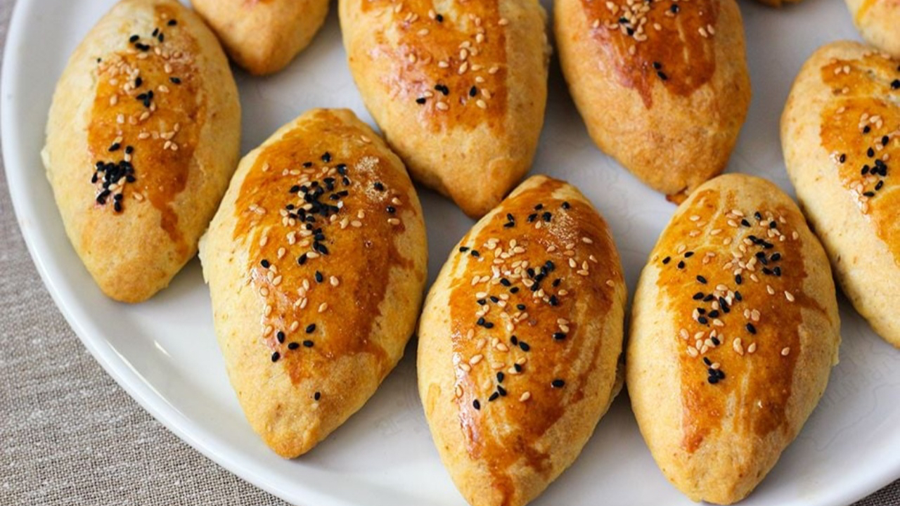 Peynirli, mayasız poğaça nasıl yapılır? İşte en kolay poğaça tarifi...