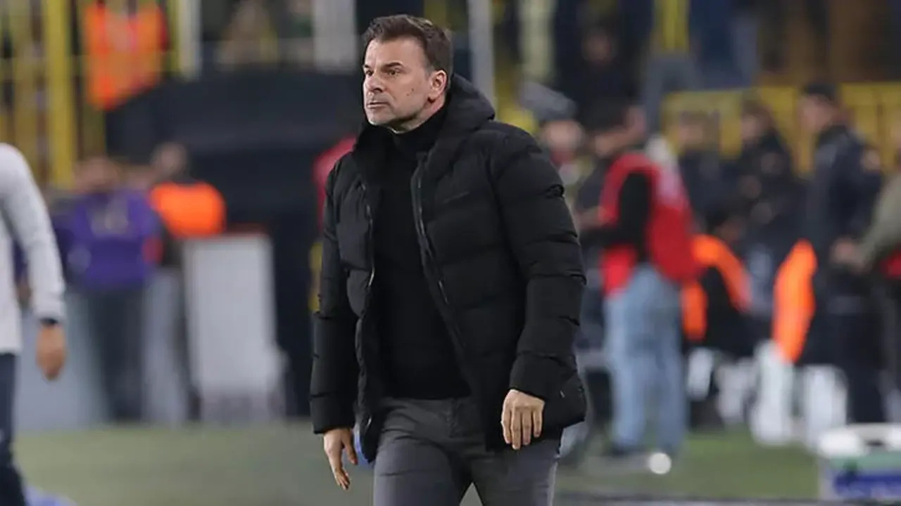 Konyaspor Teknik Direktörü Aleksandar Stanojevic Fenerbahçe mağlubiyeti sonrası konuştu: Verilen kartlar ile ilgili muallak durumdayım...