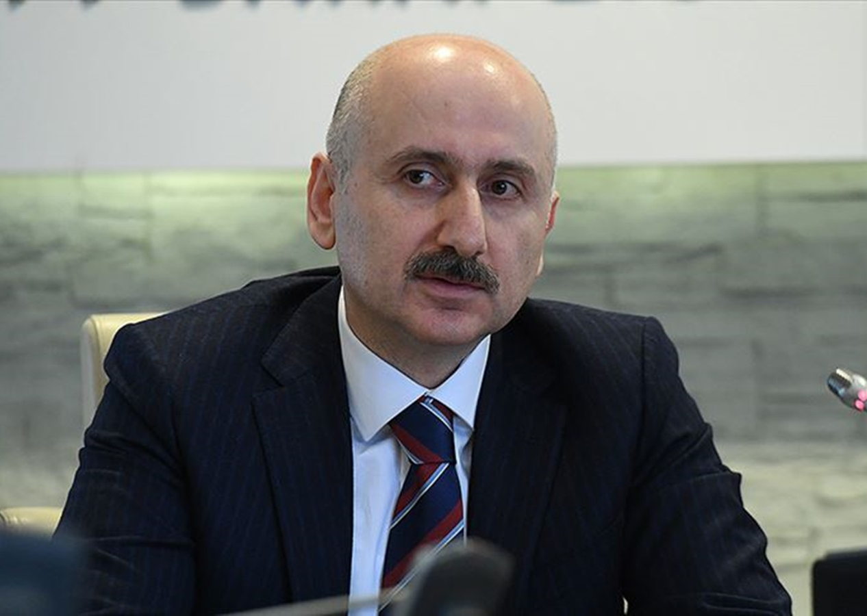 Bakan Karaismailoğlu duyurdu: Adıyaman'da 1 yıl içerisinde 25 bin konut inşa edilecek