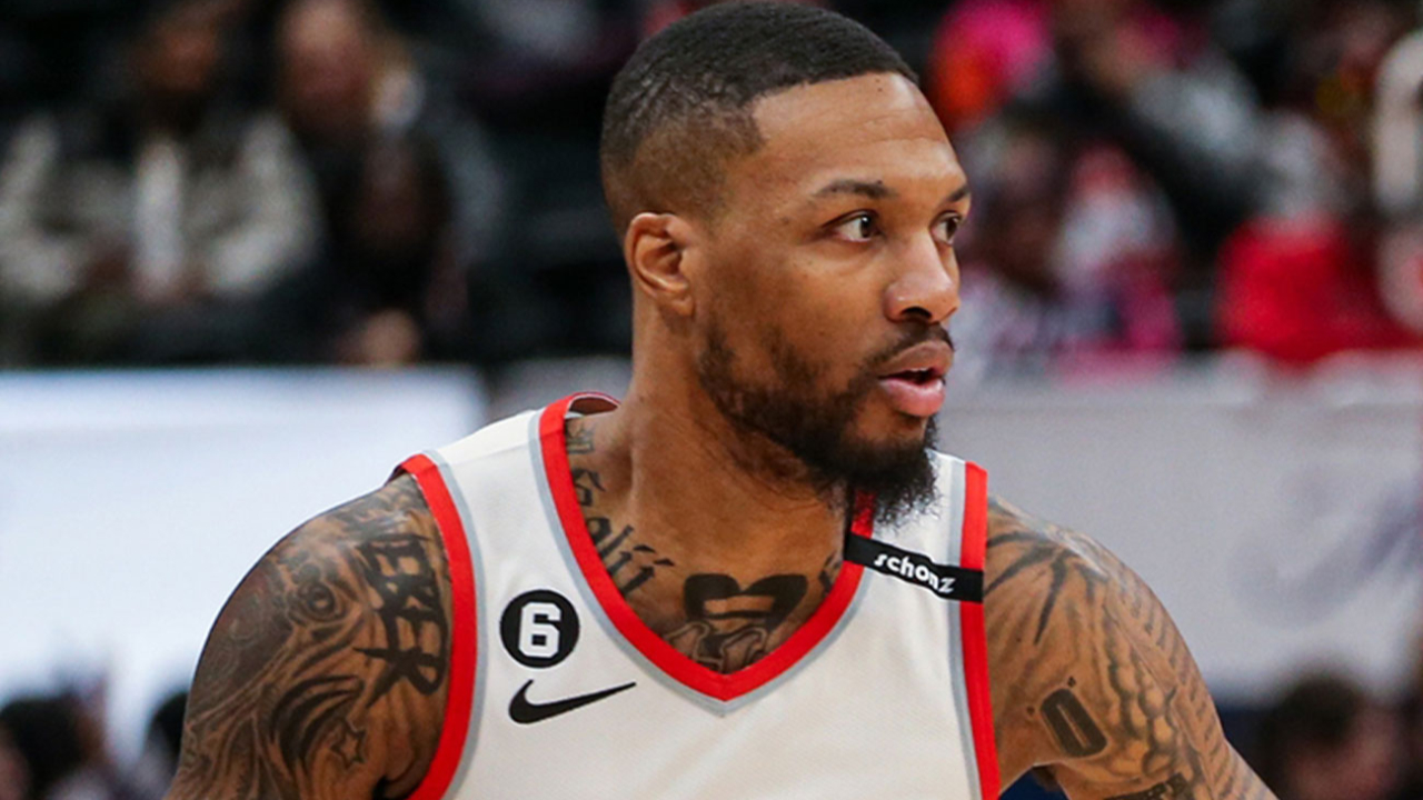 Damian Lillard'dan tarihi performans