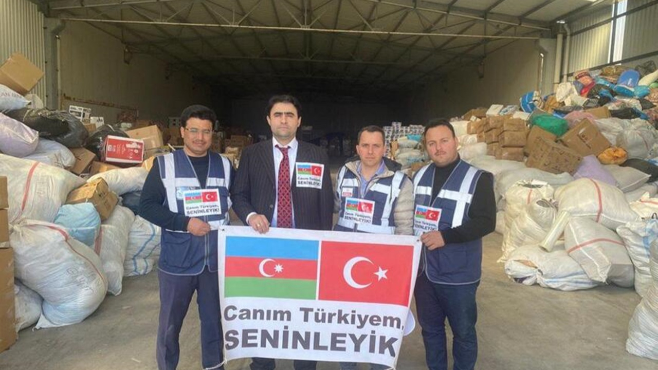 Kardeş ülke Azerbaycan'da iş adamları da Türkiye için seferber oldu