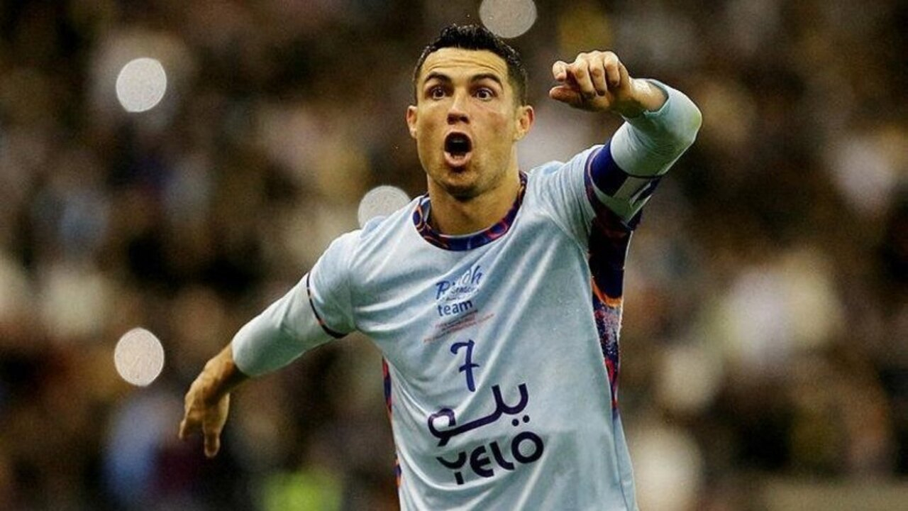 Suudi Arabistan'da ayın futbolcusu Cristiano Ronaldo!