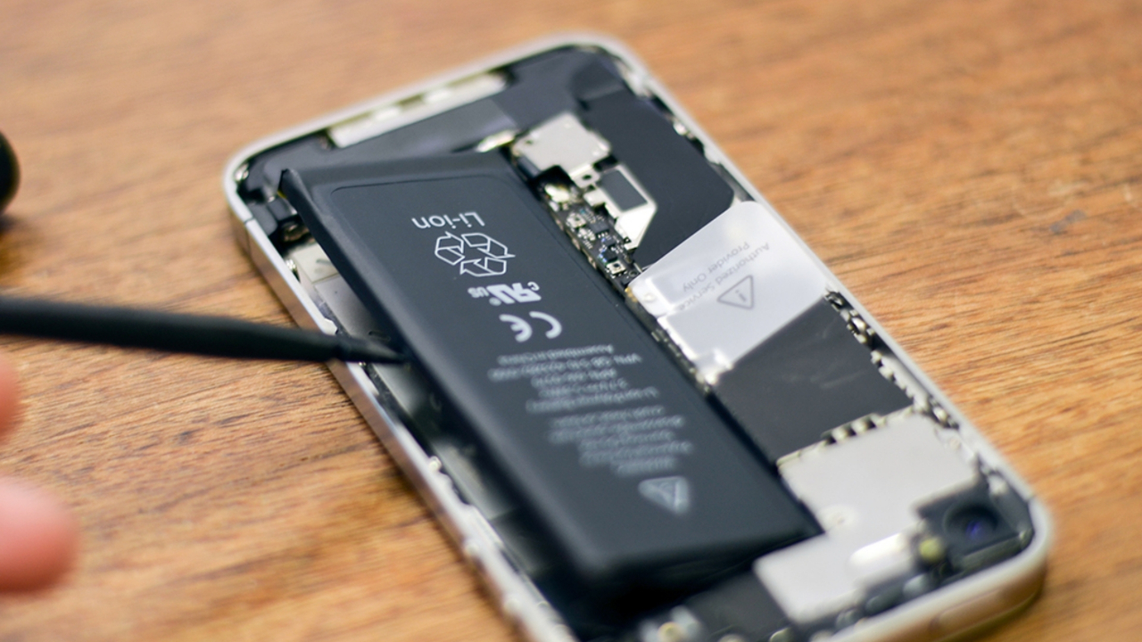 iPhone batarya değişim ücretlerine zam! İşte yeni fiyatlar