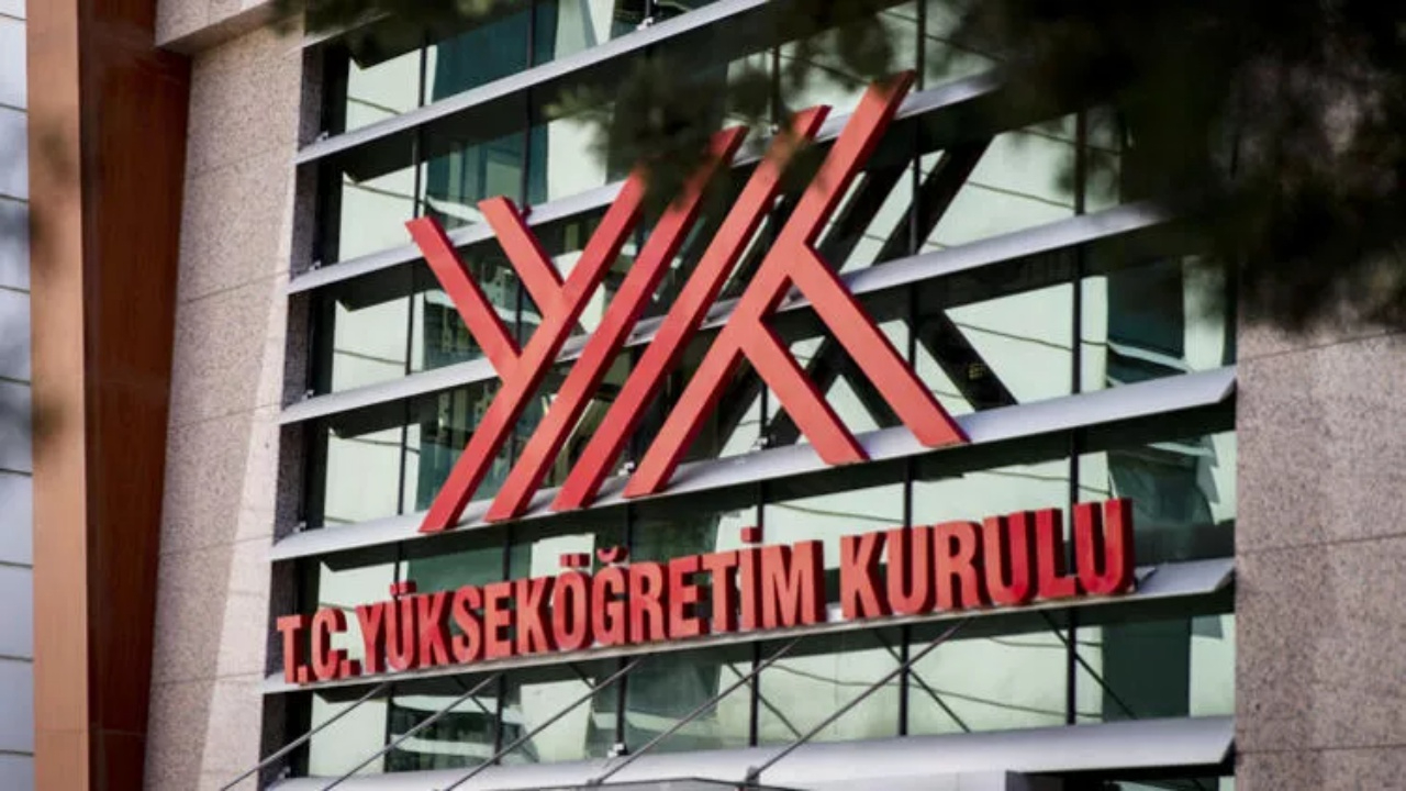 YÖK Başkanı duyurdu! Depremden etkilenen öğrenciler harç ödemeyecek