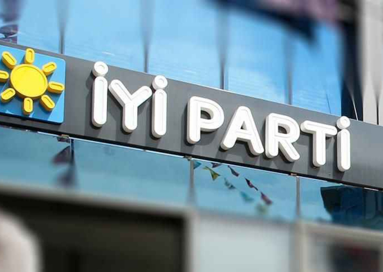 Akşener'in açıklamasından sonra İYİ Parti'de peş peşe istifalar: e-Devlet kilitlendi!